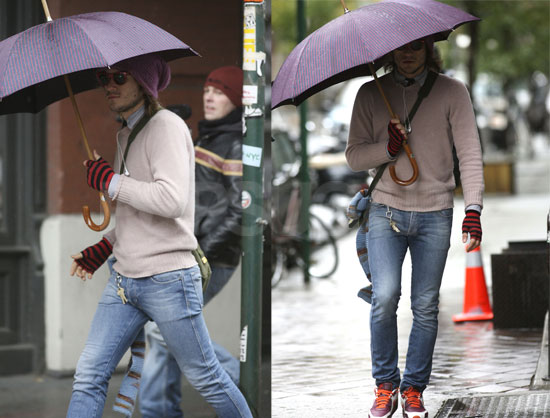 Who Wears Tight Pants? Heath Wears Tight Pants Who Wears Tight Pants? Heath Wears Tight Pants