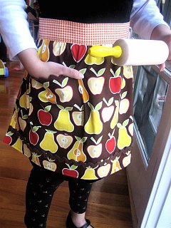 Yummy Link: Make Your Own Lined Apron Yummy Link: Make Your Own Lined Apron