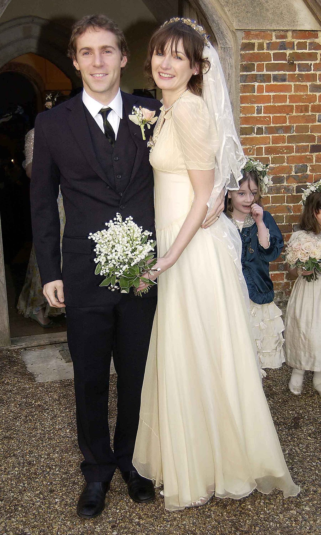 Emily mortimer married alessandro nivola in oxford during january the