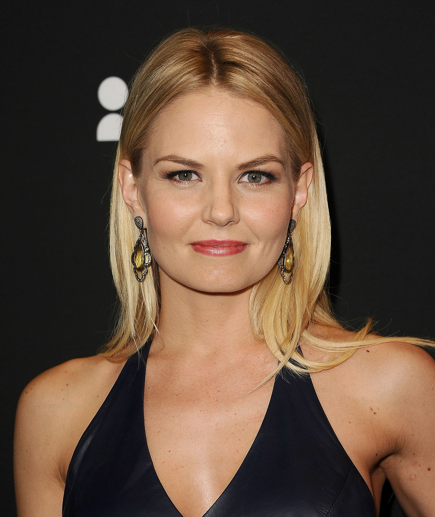 Glowing skin and silky, straight hair made up Jennifer Morrison's ...