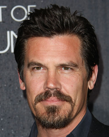 Josh Brolin | Celebrities With Beards | POPSUGAR Love & Sex