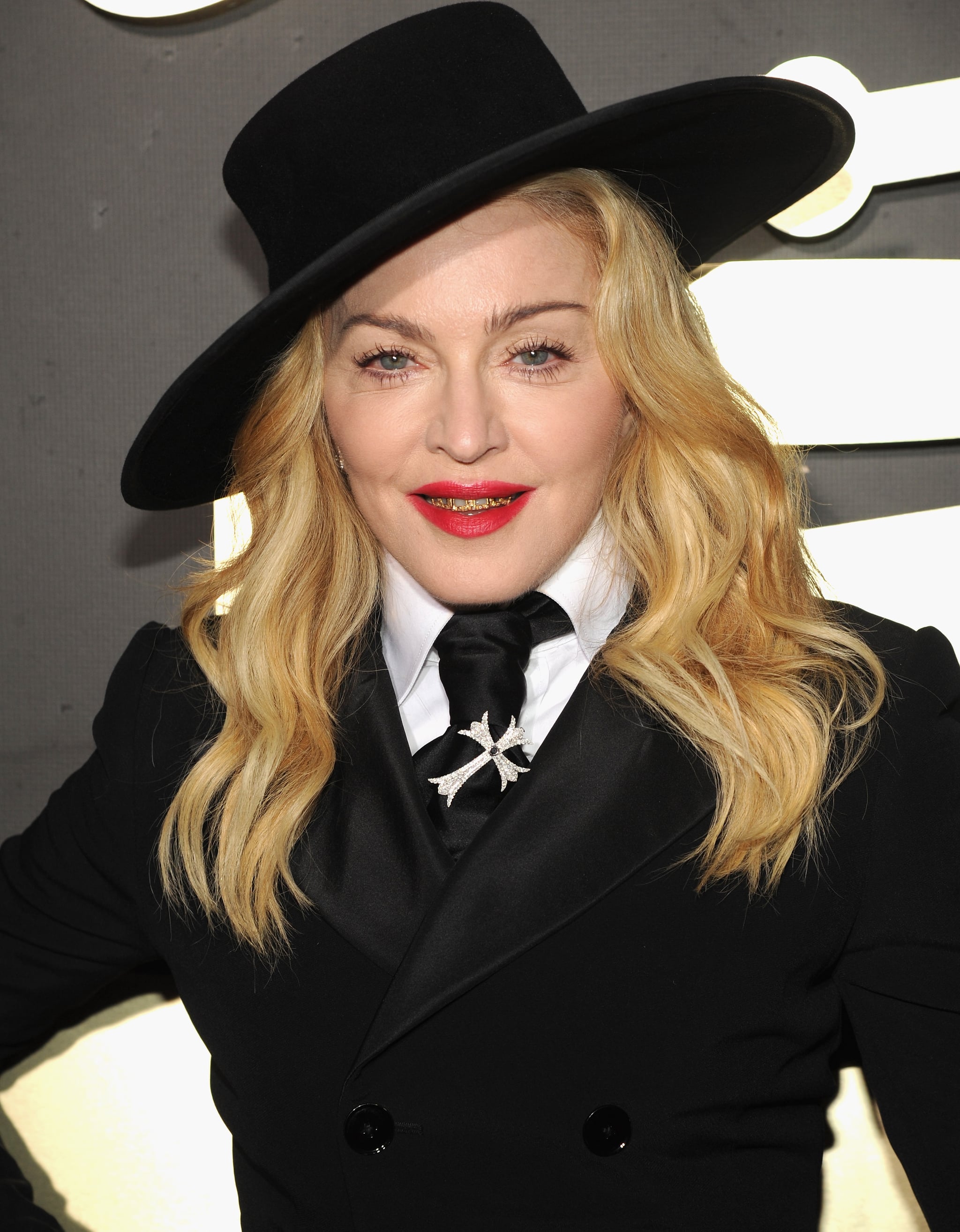 Madonna S Hair And Makeup At The Grammys 2014 Popsugar