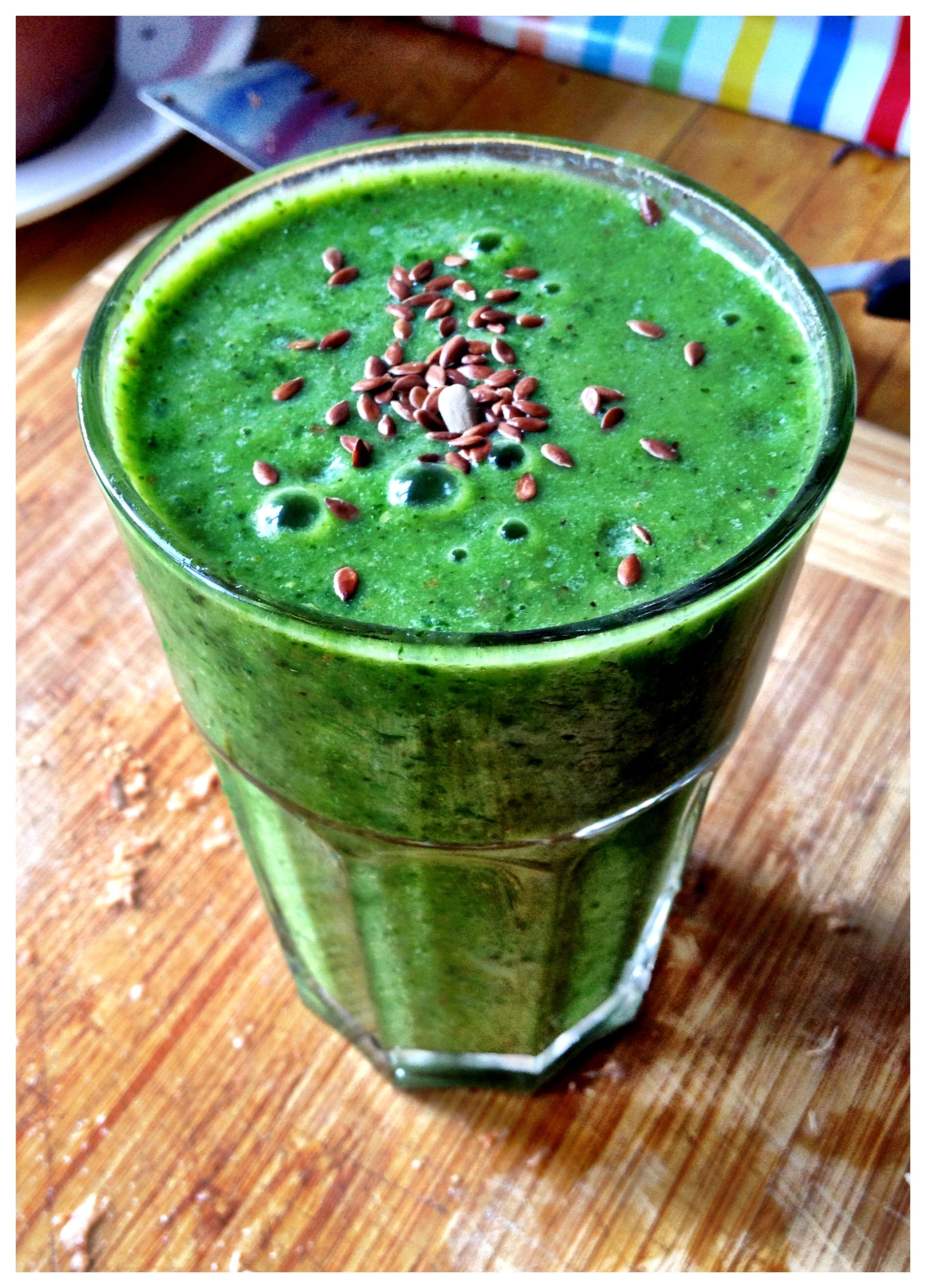 Healthy Green Smoothie Recipe With Coconut Water ...