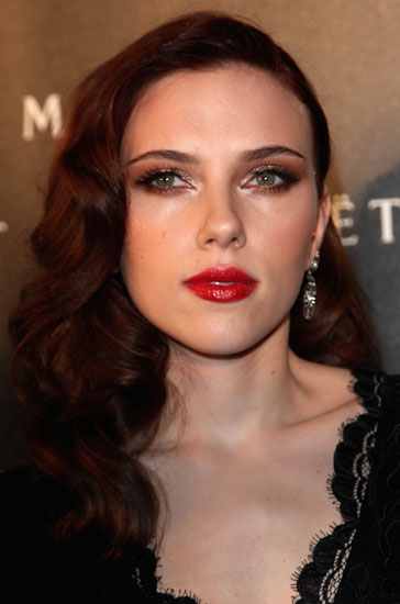 Scarlett Johansson's Makeup at the Moet and Chandon Event in London ...