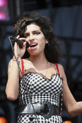 Sugar Bits - Amy Winehouse Enters Rehab | POPSUGAR Celebrity